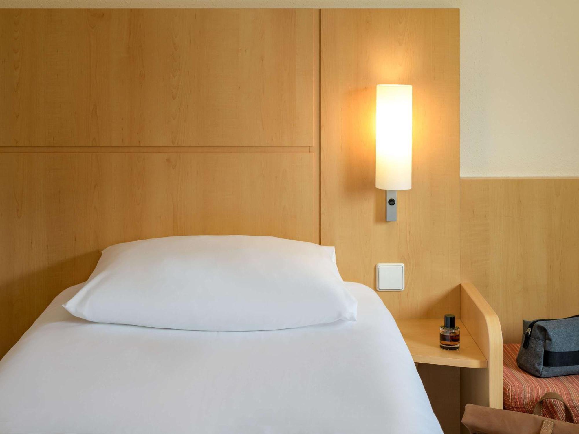 Hotel Ibis Stuttgart Airport Messe Leinfelden-Echterdingen Exterior foto