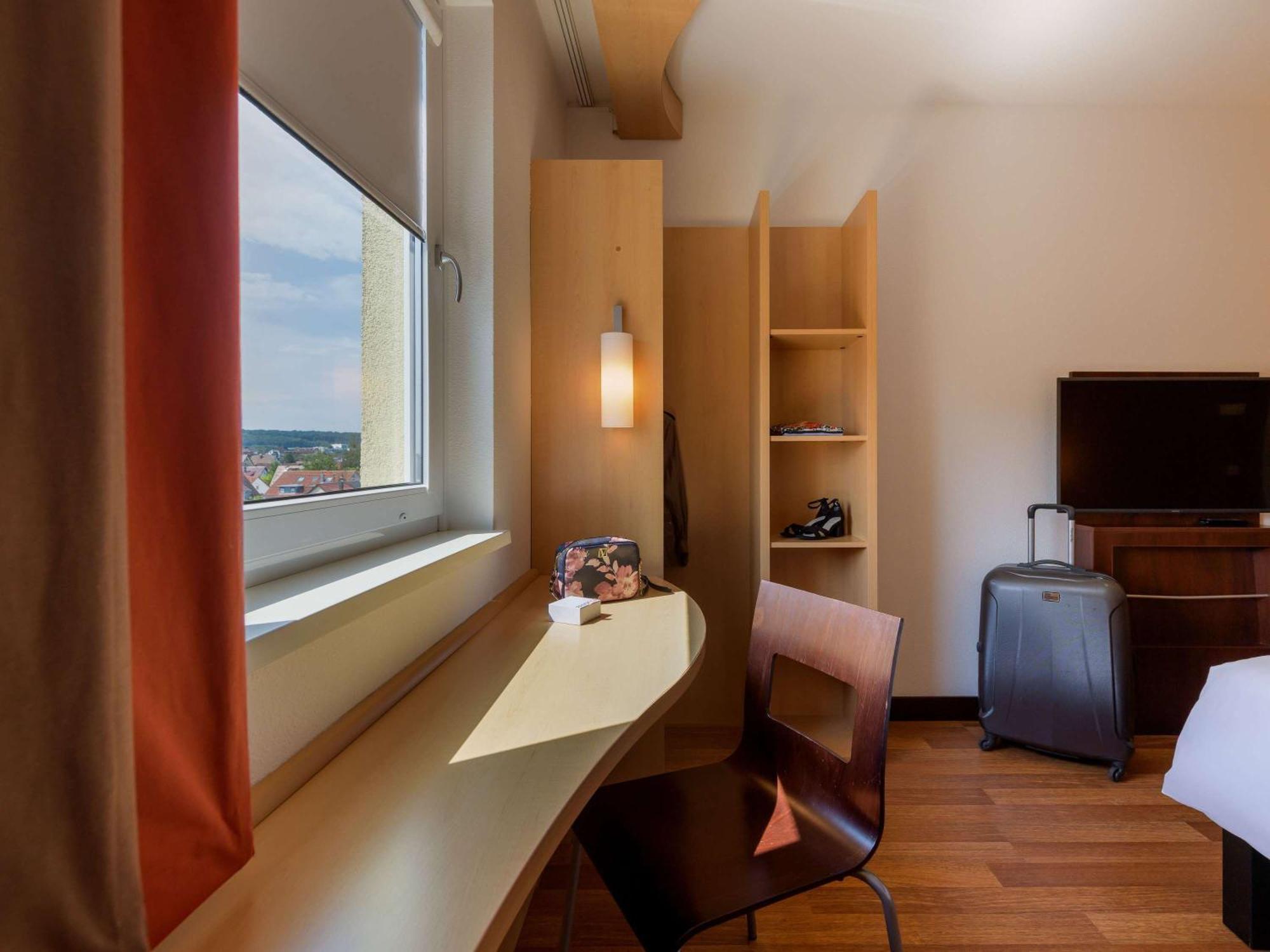Hotel Ibis Stuttgart Airport Messe Leinfelden-Echterdingen Exterior foto